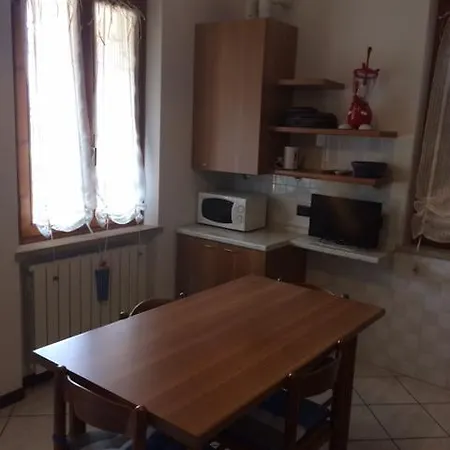 Casa Ellen Кола